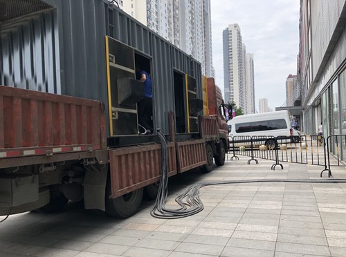 南明低温环境下，柴油发电机组电池充满电的具体时间受哪些因素影响？