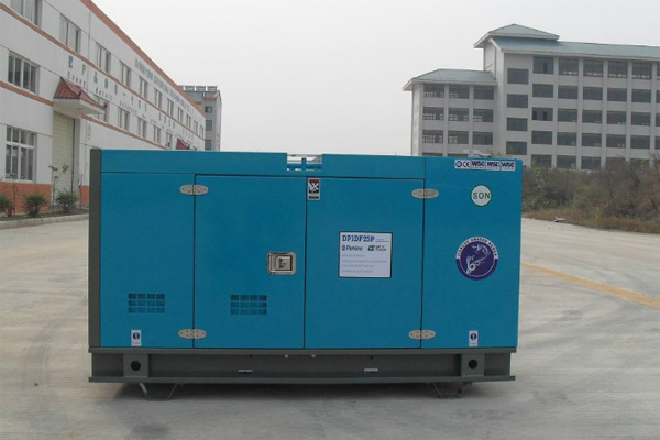 南明发电机租赁如何正确安装空气滤清器？